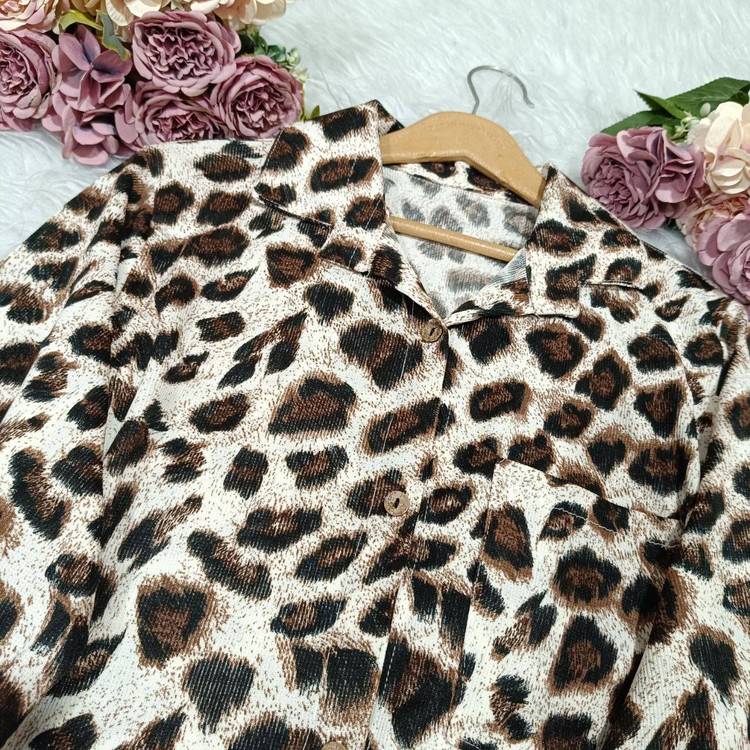 شومیز مخمل پلنگی