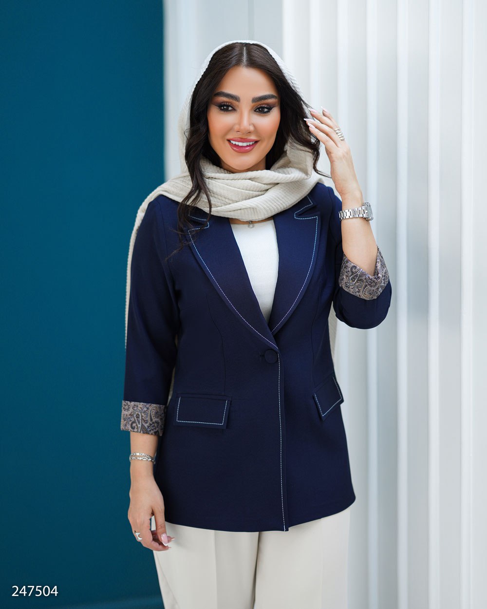 کت مجلسی زنانه بزیاق کد ۲۴۷۵