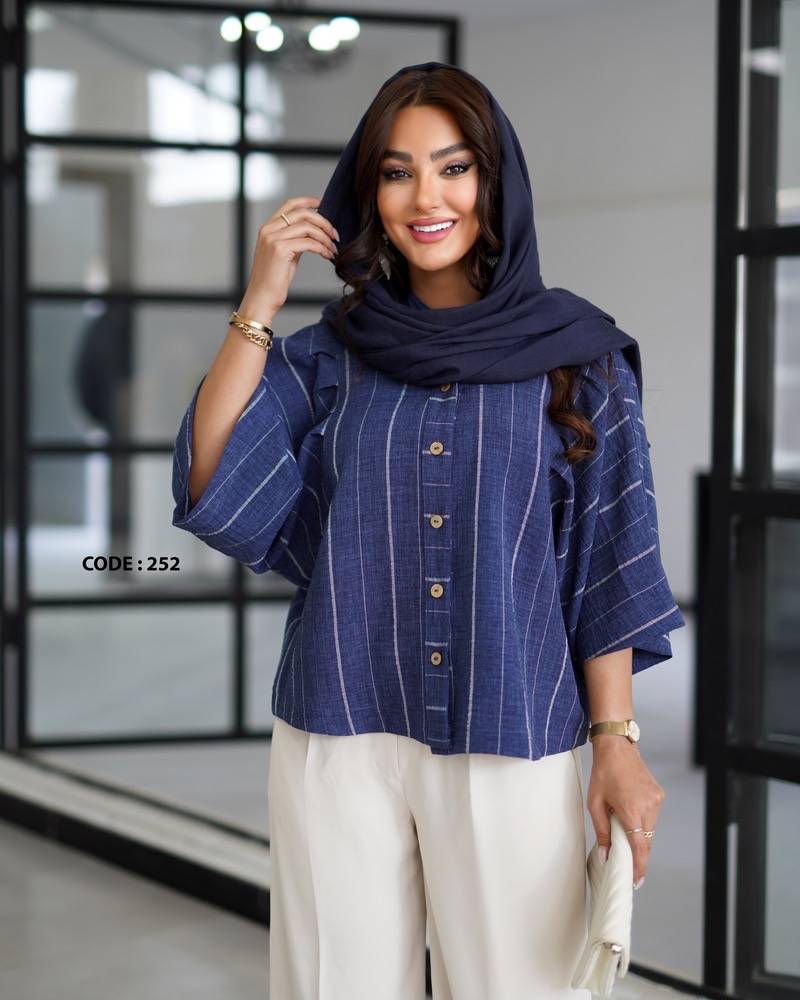 شومیز کاربردی زنانه شانتون راه راه کد۰۳۴۵