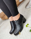 کفش طبی زنانه وارش